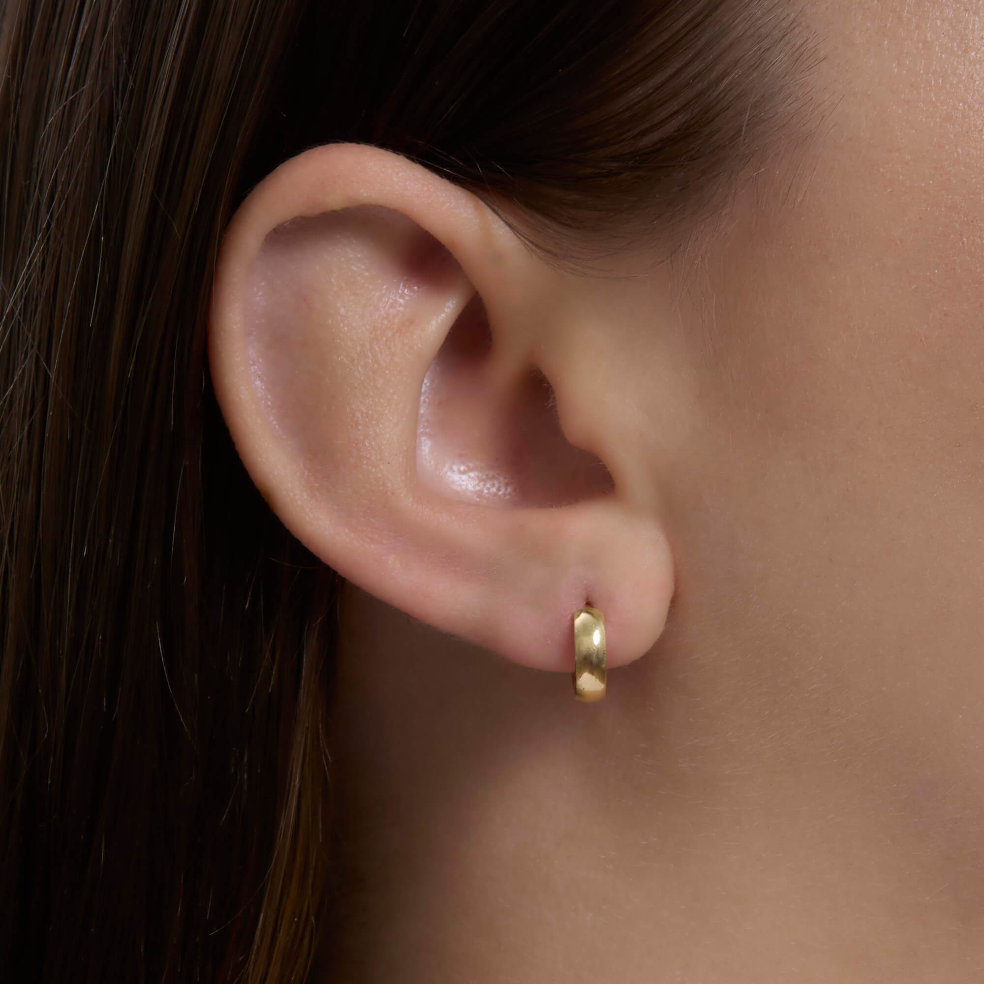 Stone and Strand Bold Gold Huggie Earring 14K White Gold Single