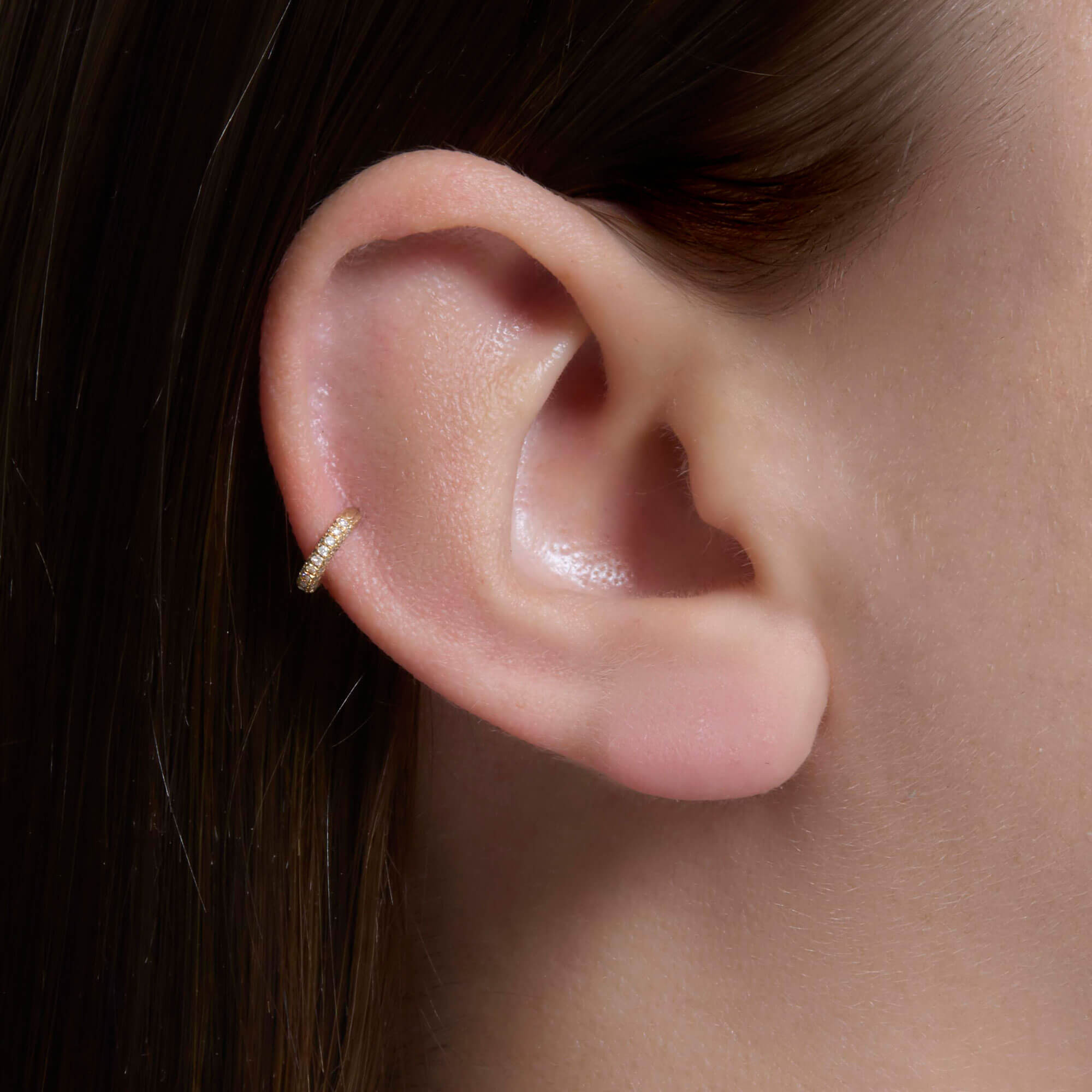 Topshop - Orecchini A Cerchio Avvolgenti Placcati Oro 14 K Con Charm Triangolare Con Cristalli Topshop - Orecchini A Cerchio Avvolgenti Placcati Oro 14 K Con Charm Triangolare Con Cristalli