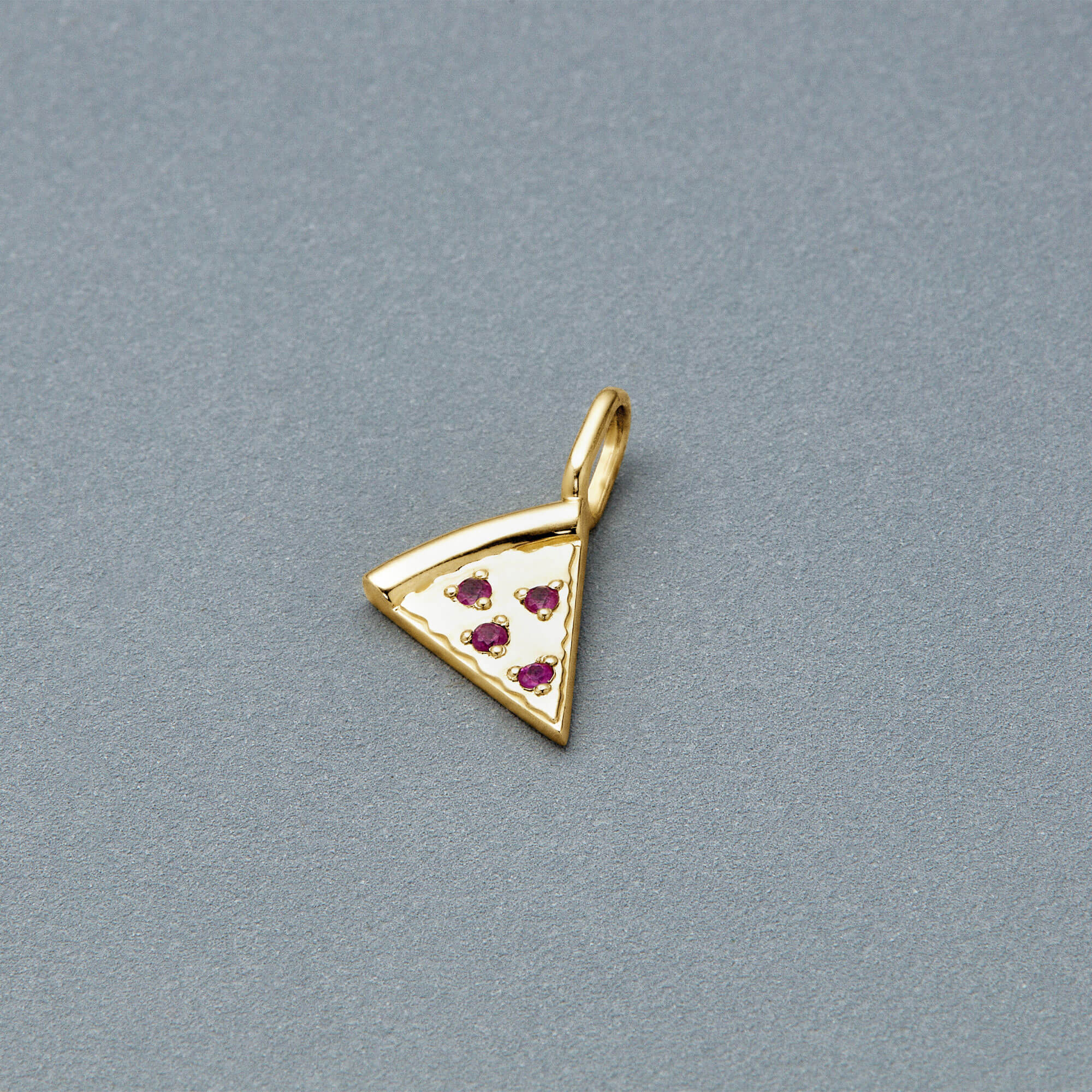 STONE AND STRAND Take a Pizza My Heart ネックレス ルビー付 TAKE-A-PIZZA-MY-HEART-