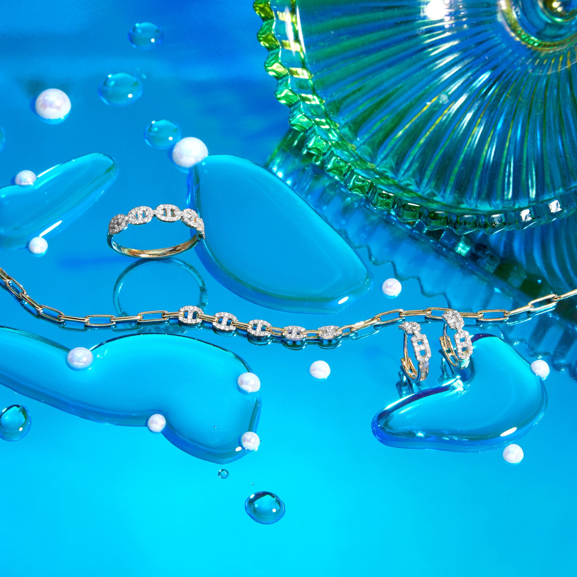 Medium Diamond Maritime Ring STONE AND STRAND