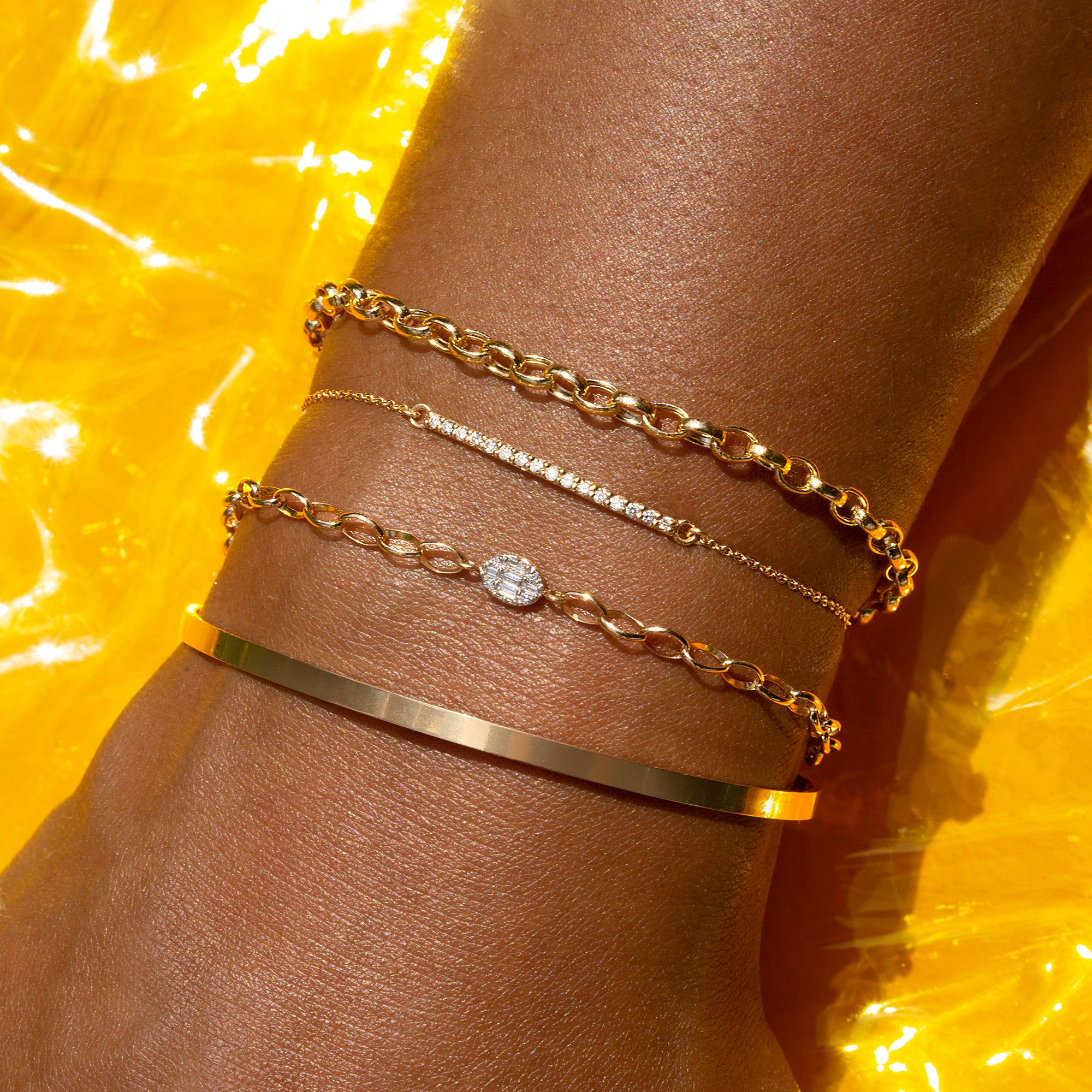 bracelet cuff gold