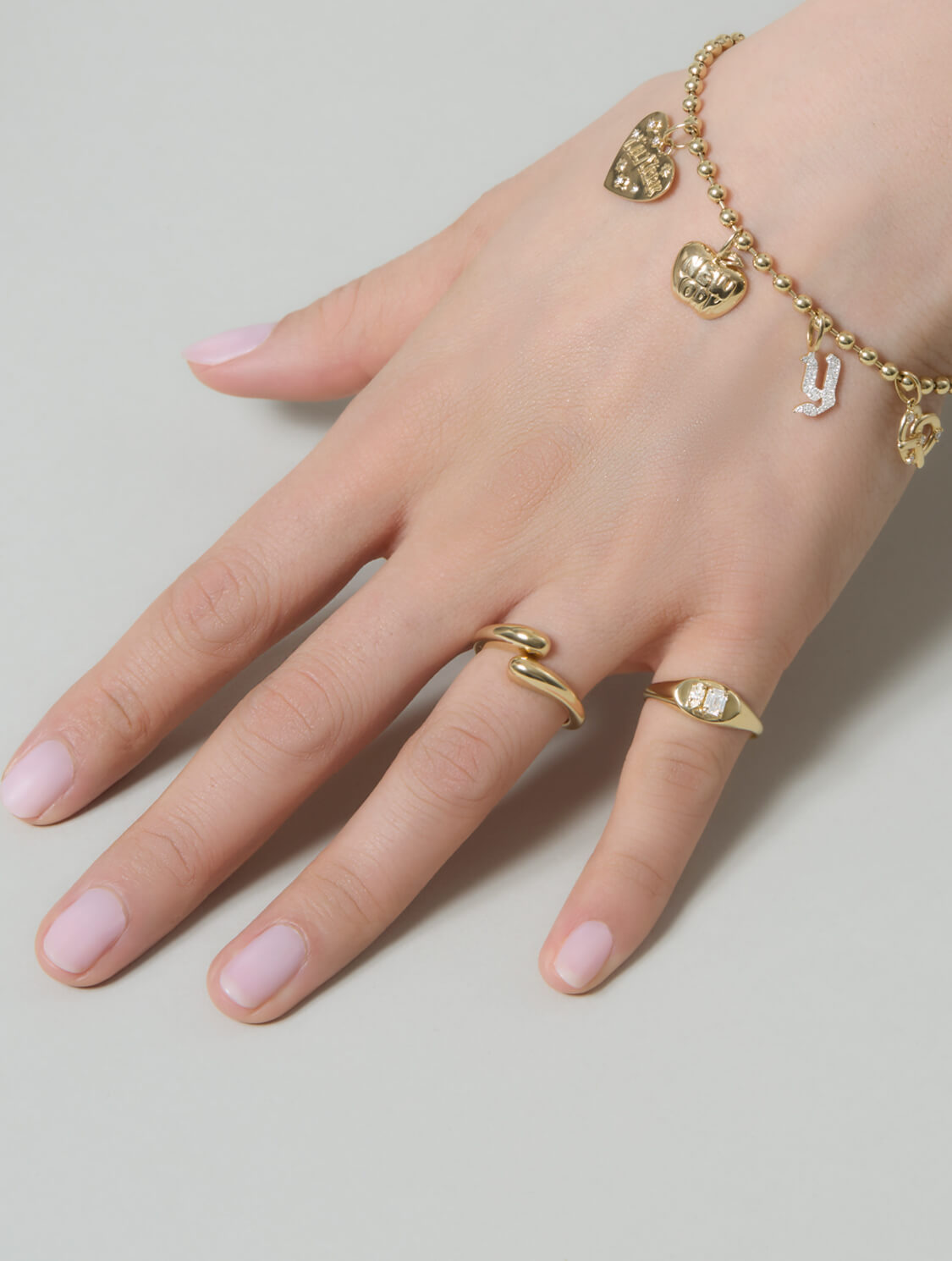 Amazing, beautiful <span>dainty little things</span>