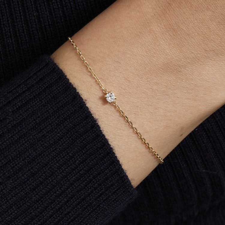 Image of 14K Yellow Gold Aurora Birthstone Bracelet on Models Arm