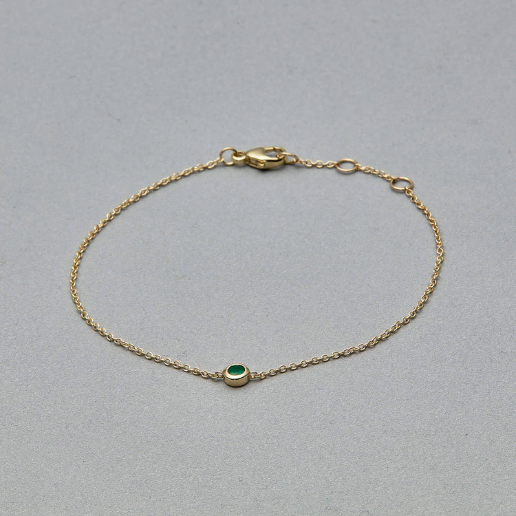 Stone and Strand 14K Yellow Gold Birthstone Soloitaire Bracelet Editorial Image