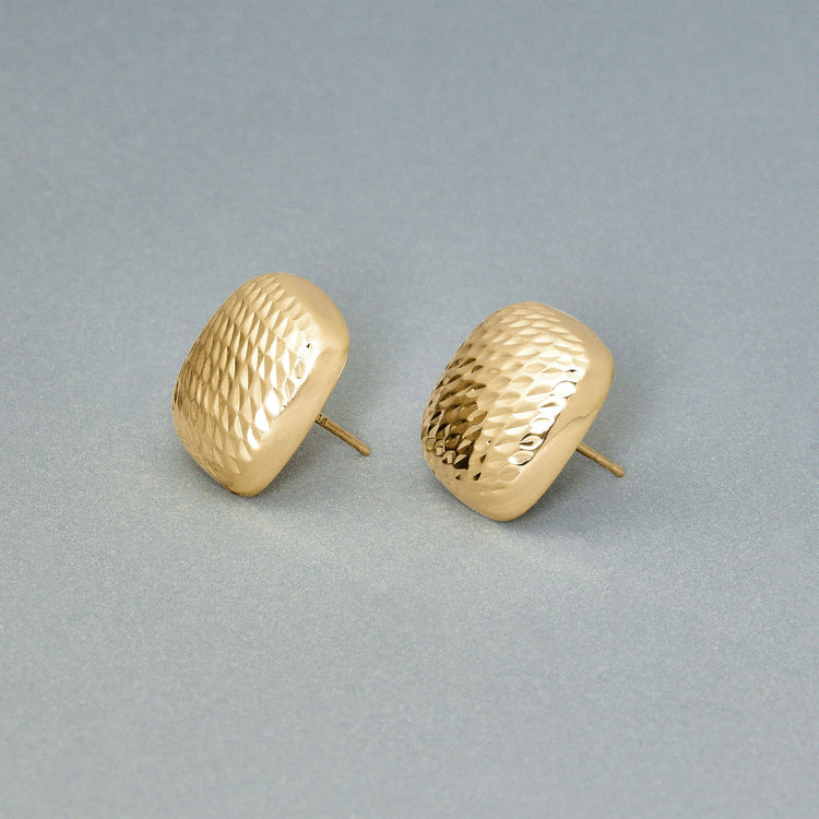 Stone and Strand 14K Yellow Gold Bond Oversized Earrings Editorial Image