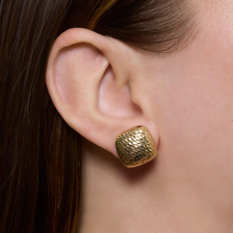 Image of 14K Yellow Gold Bond Oversized Earrings on Models Ear