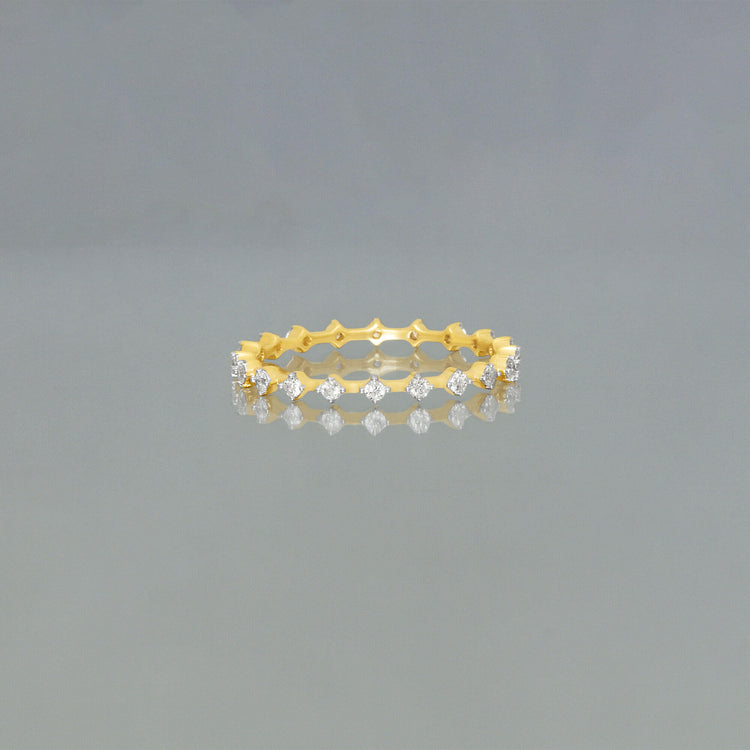 Stone and Strand 14K Yellow Gold Bright Lights Eternity Band Editorial Image