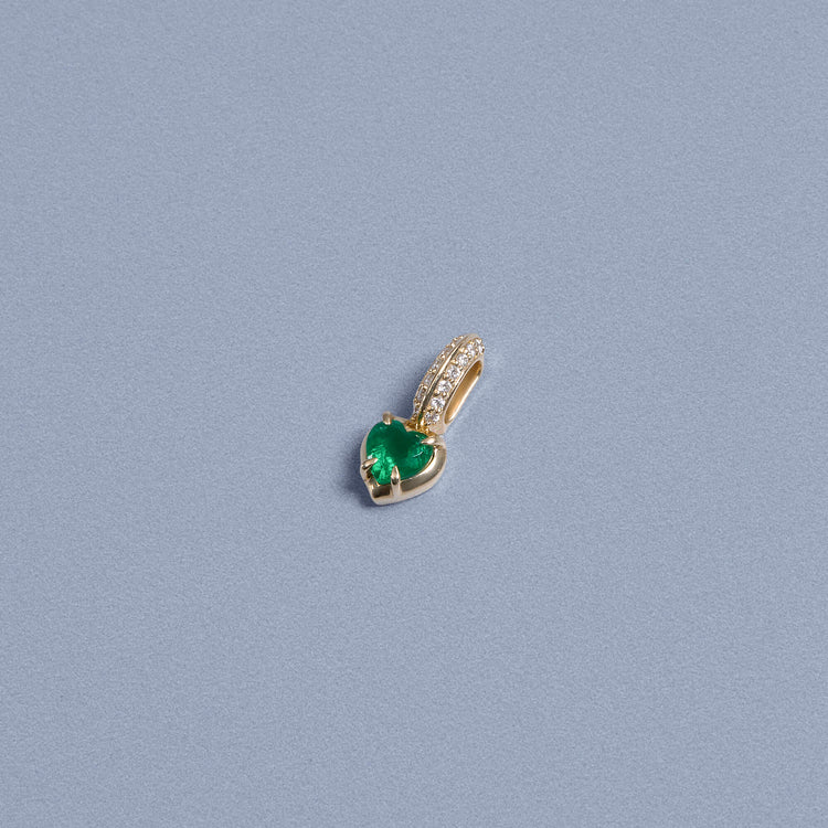Stone and Strand 14K Yellow Gold Cluny Pave Heart Emerald Charm Editorial Image