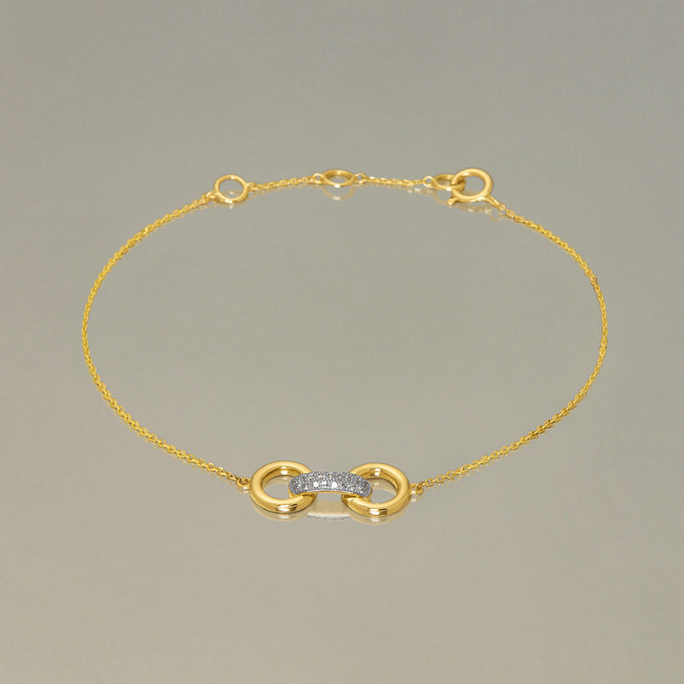 Stone and Strand 14K Yellow Gold Diamond Bridle Bracelet Editorial Image