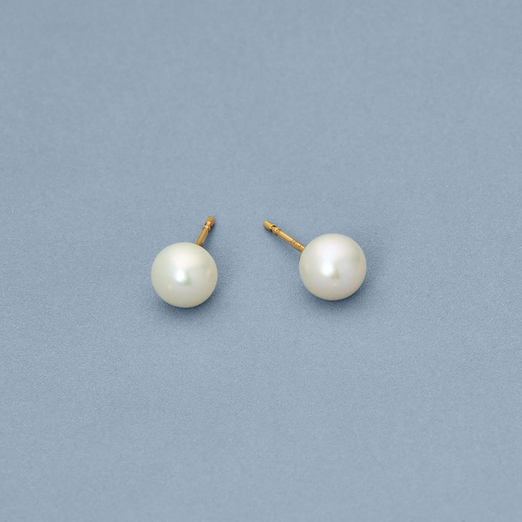 Stone and Strand 14K Yellow Gold Essential Gold Pearl Studs Editorial Image