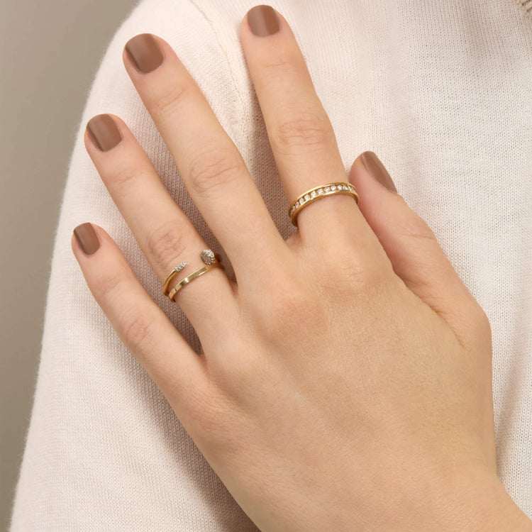 Image of 14K Yellow Gold Fine Flat Band with Stone and Strand Rings
