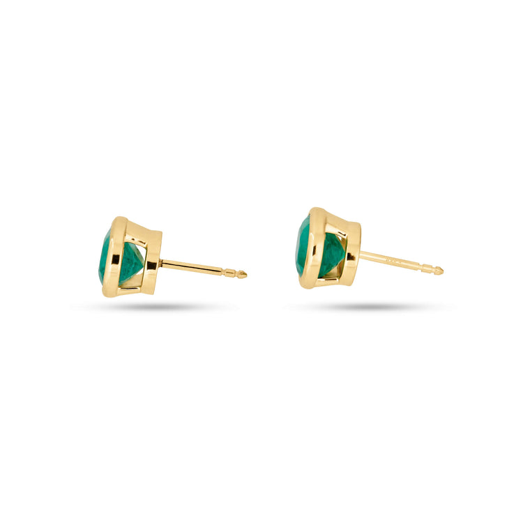 Stone and Strand 14K Yellow Gold Full Volume Emerald Luxe Oval Stud Earrings Side Image