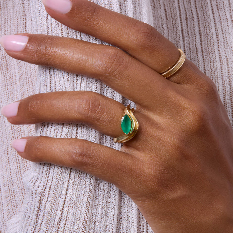 Image of 14K Yellow Gold Full Volume Marquise Emerald Luxe Ribbon Ring with Stone and Strand Rings
