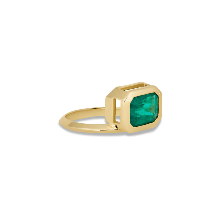 Stone and Strand 14K Yellow Gold Full Volume Offset Emerald Luxe Ring Side Image