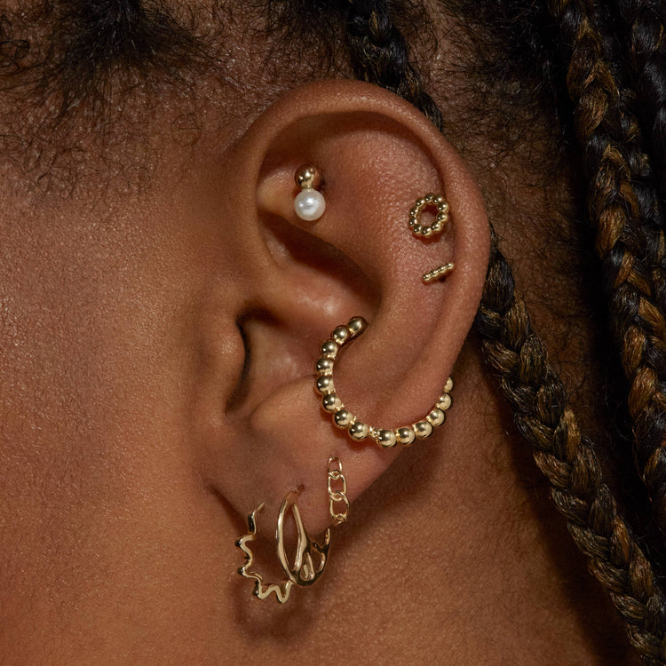 Image of 10K Yellow Gold Gold Scribble Hoops with Stone and Strand Earrings