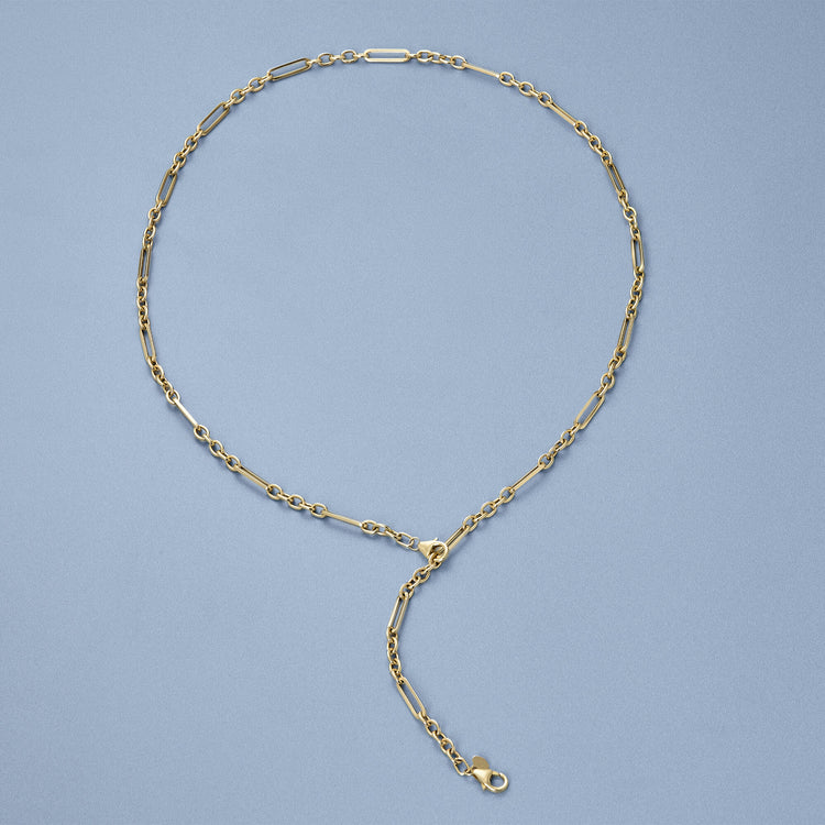 Stone and Strand 14K Yellow Gold Gold Vintage Link Pivot Chain Editorial Image