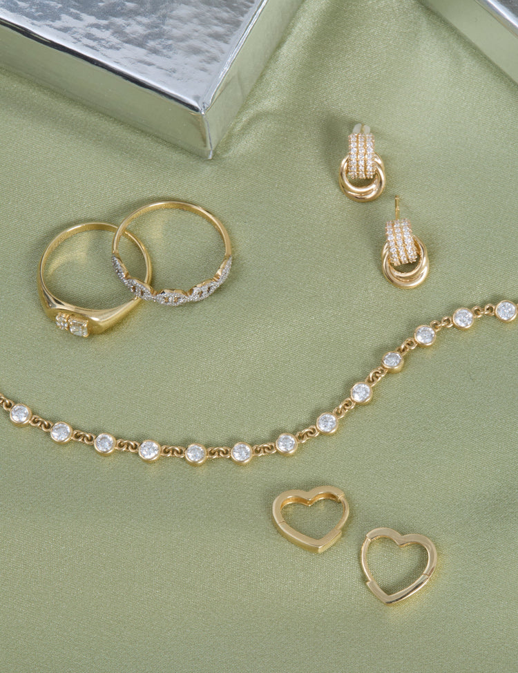 Stone and Strand, brand website product image
