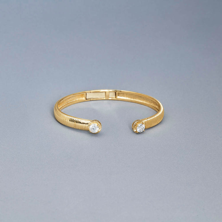 Stone and Strand 14K Yellow Gold Lab-Created Diamond Bowie Bracelet Editorial Image
