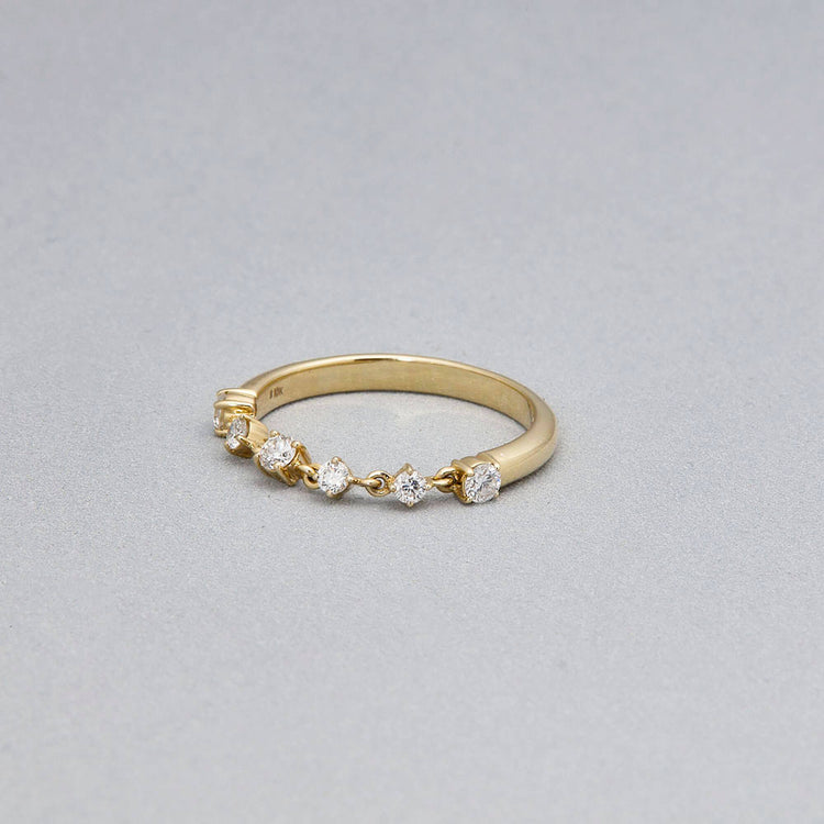 Stone and Strand 14K Yellow Gold Lab-Created Diamond Chain Ring Editorial Image