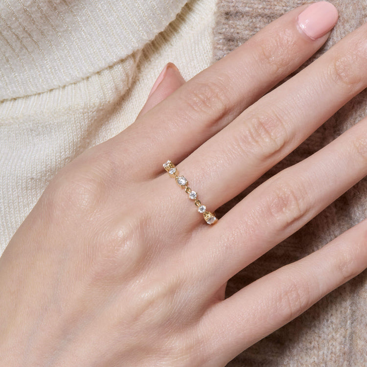 Image of 14K Yellow Gold Lab-Created Diamond Chain Ring on Models Hand