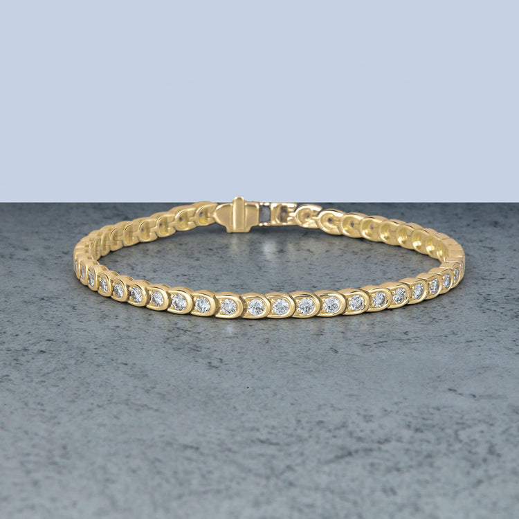 Stone and Strand 10K Yellow Gold Lab-Created Diamond La Scala Tennis Bracelet Editorial Image