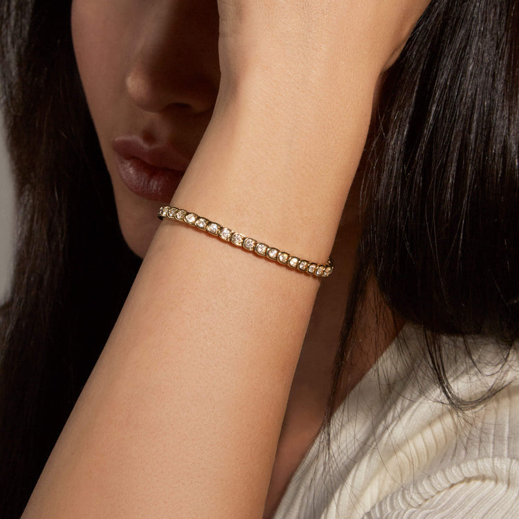 Image of 10K Yellow Gold Lab-Created Diamond La Scala Tennis Bracelet on Models Arm
