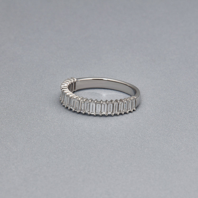 Stone and Strand 14K White Gold Lab-Created Diamond Up and Down Baguette Ring Editorial Image