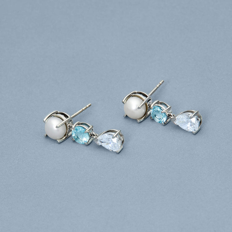 Stone and Strand 14K White Gold LAB-Created Le Blue Drop Earrings Editorial Image