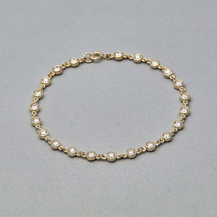 Stone and Strand 14K Yellow Gold Lab-Created Linked Up Tennis Bracelet Editorial Image