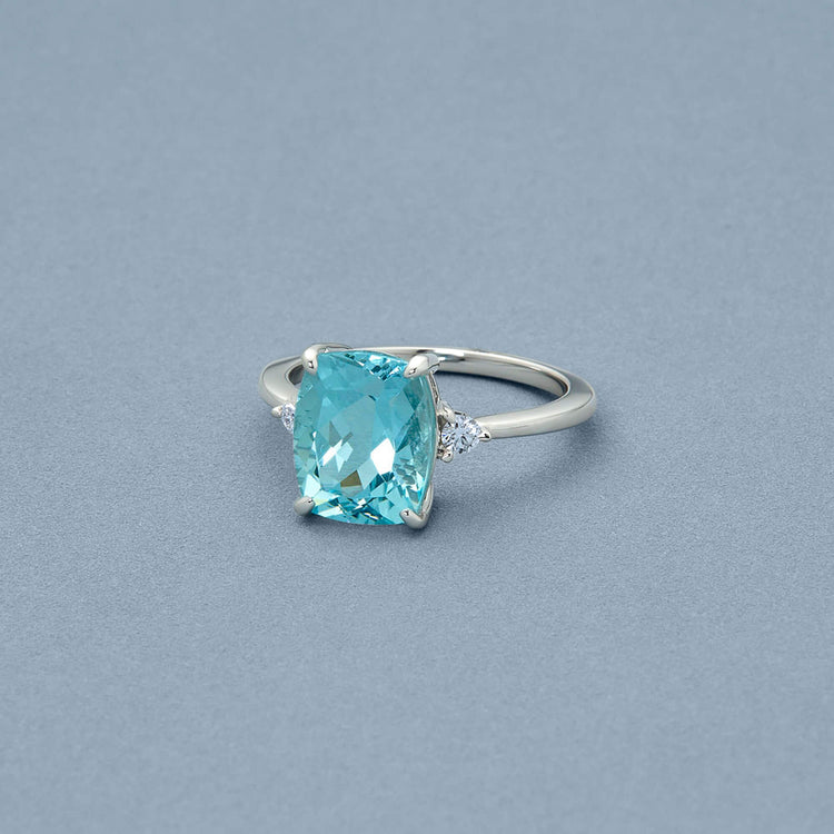 Stone and Strand 14K White Gold Le Bleu Aquamarine Diana Ring Editorial Image
