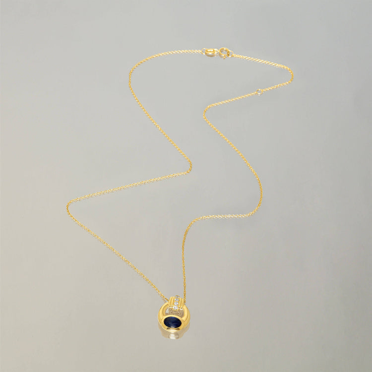 Le Bleu Bijoux Door Knocker Necklace – STONE AND STRAND
