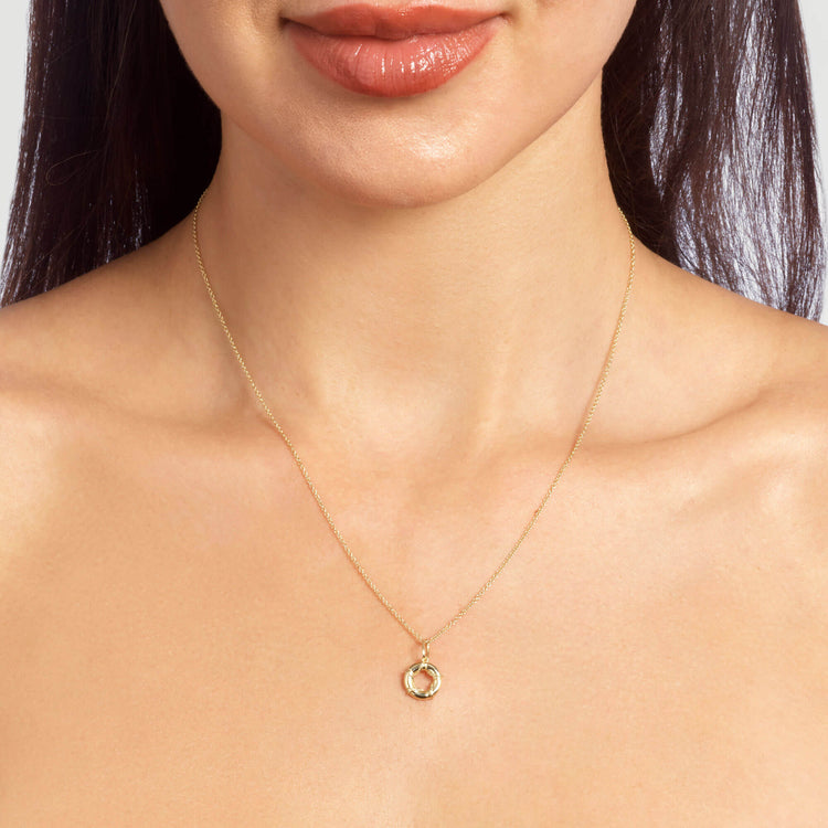 Image of 10K Yellow Gold Head Above The Water Necklace on Models Neck