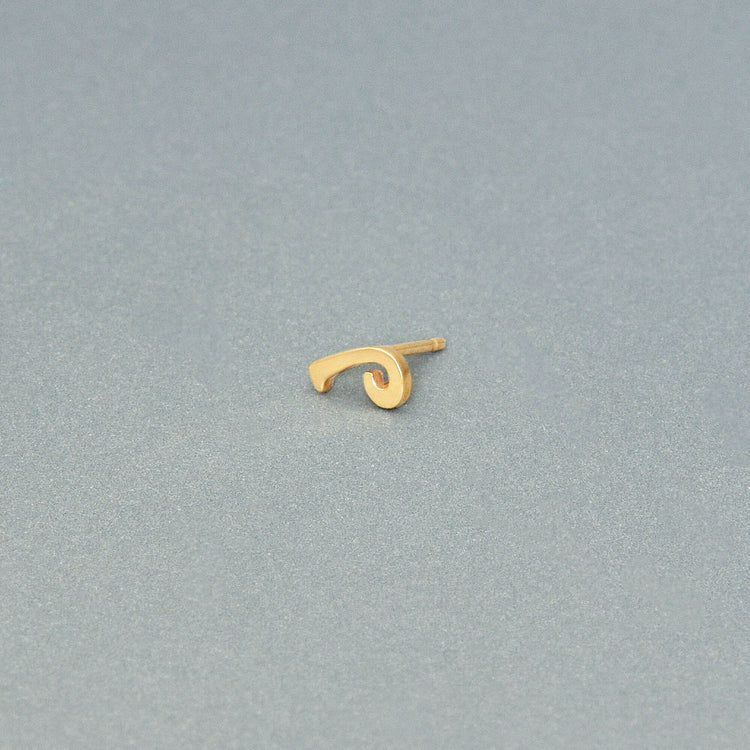 Stone and Strand 14K Yellow Gold Marais Gold Initial Stud Editorial Image