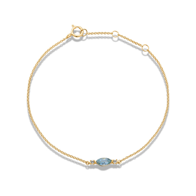 Stone and Strand 10K Yellow Gold Mermaid Treasure Bracelet Front Image