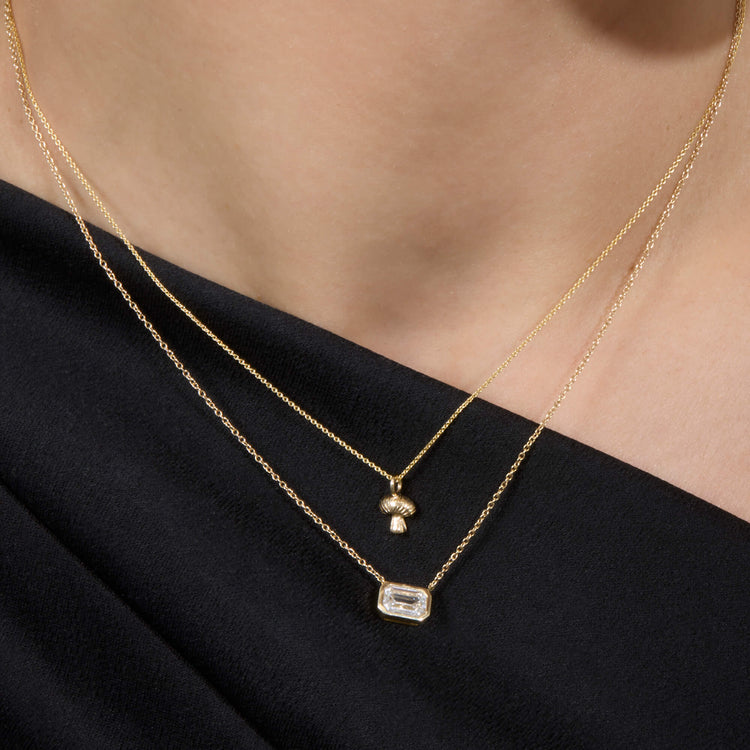 Image of 14K Yellow Gold Mini Fabulous Fungi Choker with Stone and Strand Necklaces