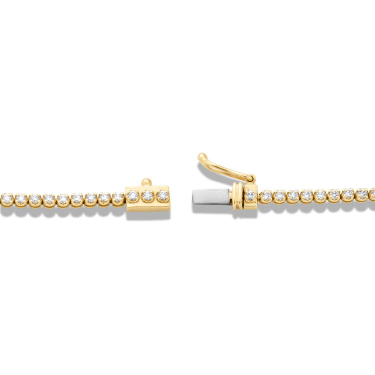 Stone and Strand 10K Yellow Gold Noble Diamond Tennis Necklace Clasp Image