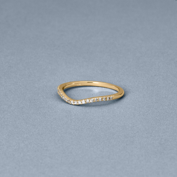 Stone and Strand 14K Yellow Gold Pave Merge Ring Editorial Image