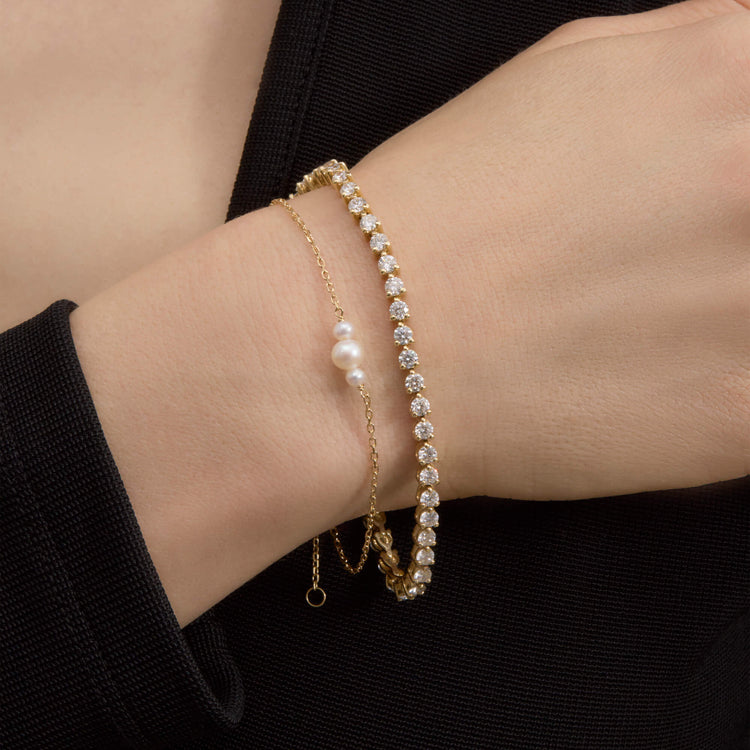 Image of 14K Yellow Gold Pearl Trio Bracelet with Stone and Strand Bracelets