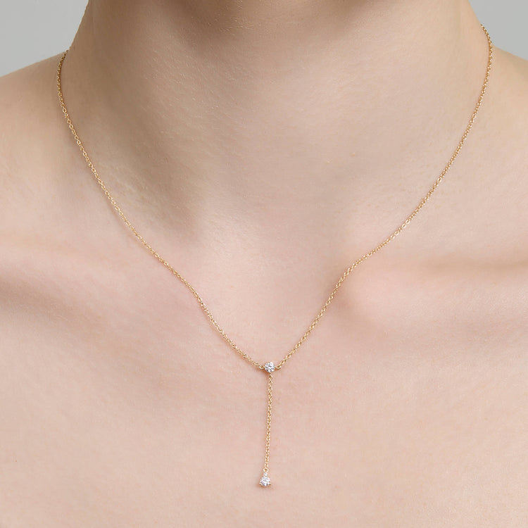 Image of 14K Yellow Gold Perfect Pear Diamond Lariat Necklace on Models Neck