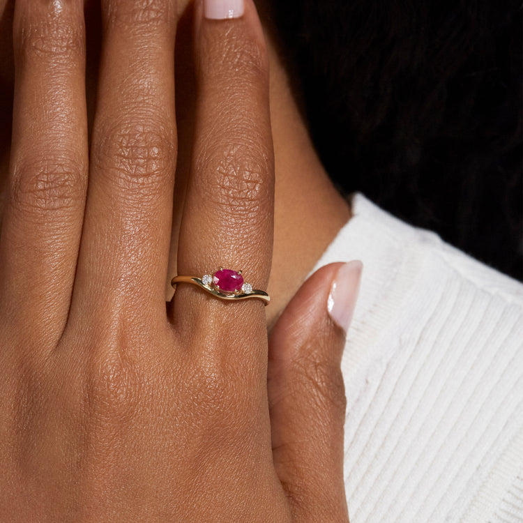Oval Ruby Wedding Ring Set Rose Gold Ruby Diamond Engagement Ring Set –  PENFINE