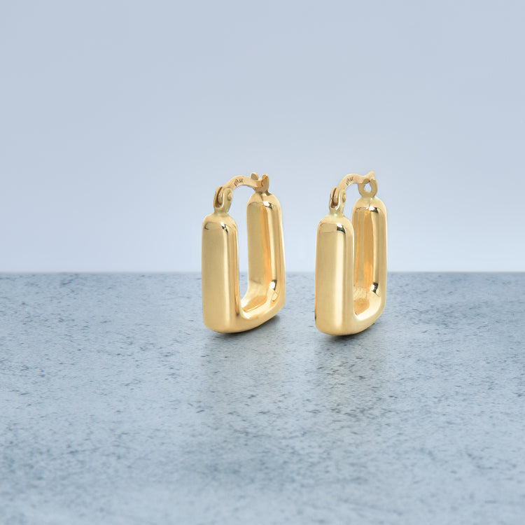 Stone and Strand 14K Yellow Gold Squared Off Hoops Editorial Image