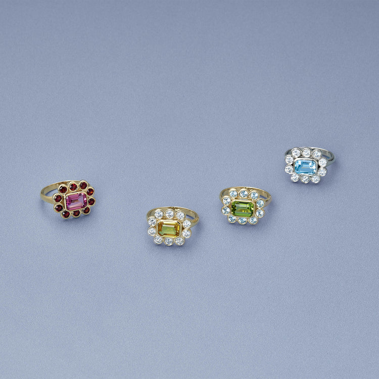 Still life image of Full Volume Le Bleu Vintage Flower Ring with Stone and Strand solid gold jewelry