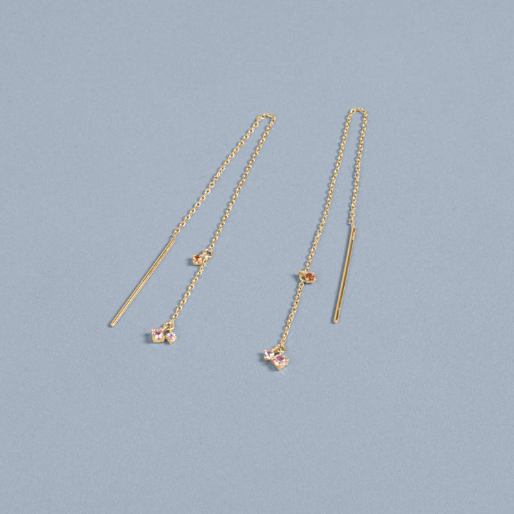 Stone and Strand 10K Yellow Gold Strawberry Sunset Pink and Orange Sapphire Threaders Editorial Image