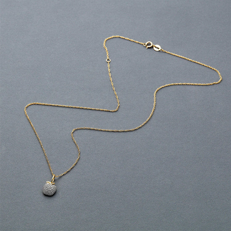 Stone and Strand 10K Yellow Gold The Pave Big Apple Diamond Necklace Editorial Image