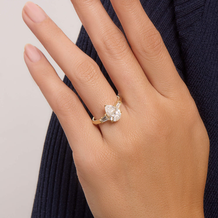 Image of 14K Yellow Gold the Lab-Created Daphne Ring on Models Hand