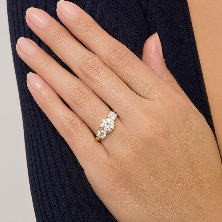 Image of 14K Yellow Gold The Lab-Created Selene Ring on Models Hand