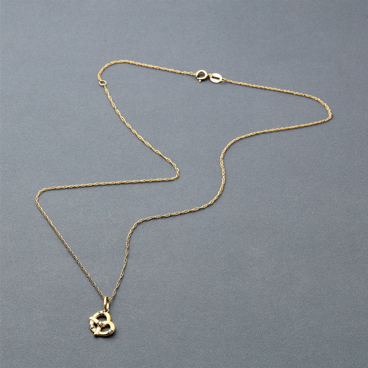 Stone and Strand 10K Yellow Gold The Salt To My Pretzel Diamond Necklace Editorial Image