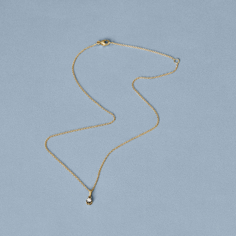 Stone and Strand 10K Yellow Gold The Shadow Drop Diamond Choker Editorial Image