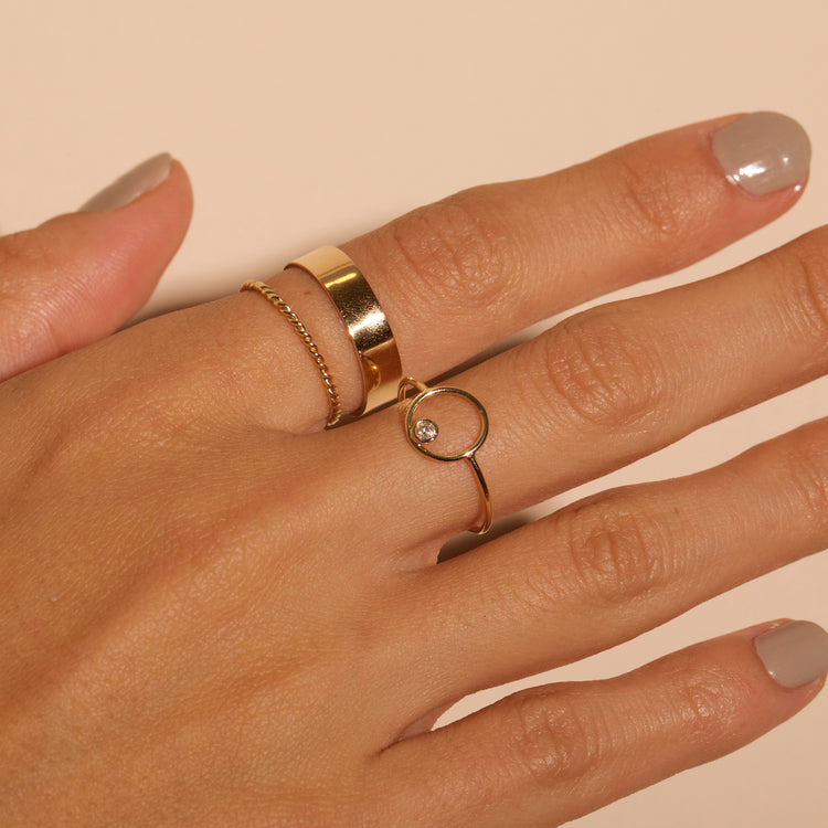 Bold Gold Twist Ring – STONE AND STRAND