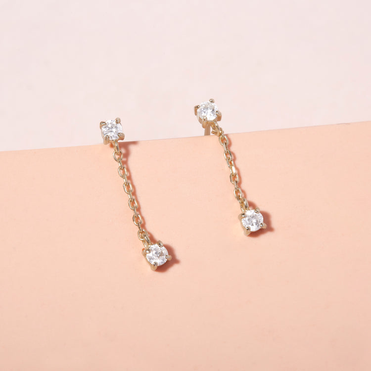 Stone and Strand 10K Yellow Gold Teeny Diamond Drizzle Drops Editorial Image